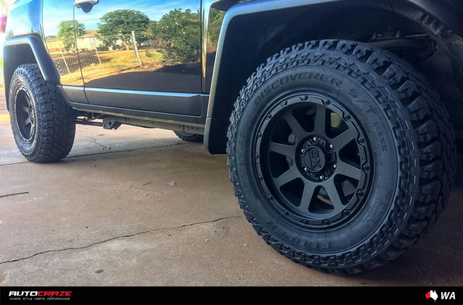 TOYOTA FJ CRUISER ADDICT 2 XD MATTE BLACK